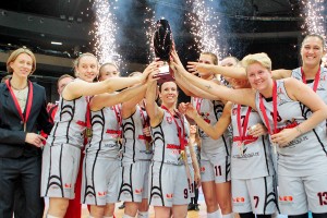 Moterų krepšinio komanda "KIBIRKŠTIS"