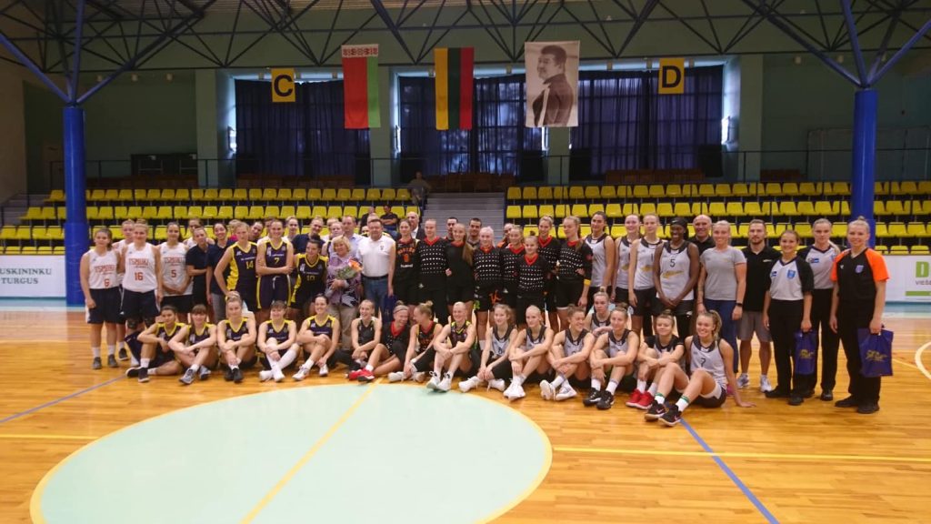 41701048_736996023319793_7161379154535907328_n